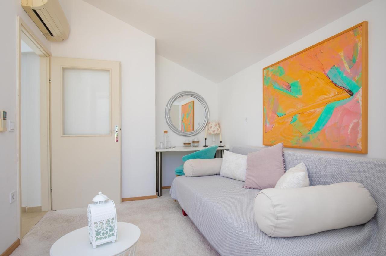 Sweet Village Hotel By The Sea Slano Extérieur photo