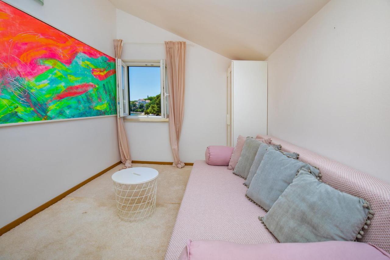 Sweet Village Hotel By The Sea Slano Extérieur photo