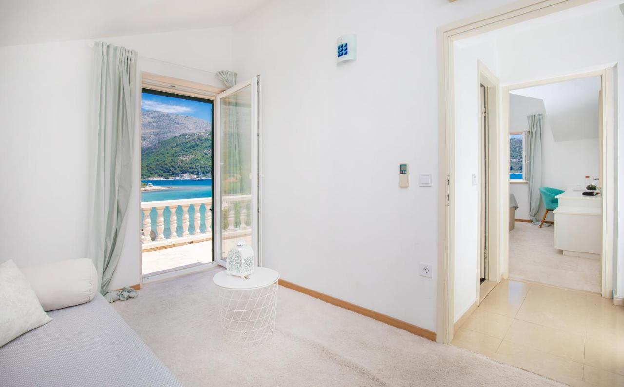 Sweet Village Hotel By The Sea Slano Extérieur photo