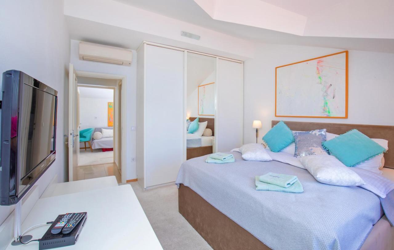 Sweet Village Hotel By The Sea Slano Extérieur photo