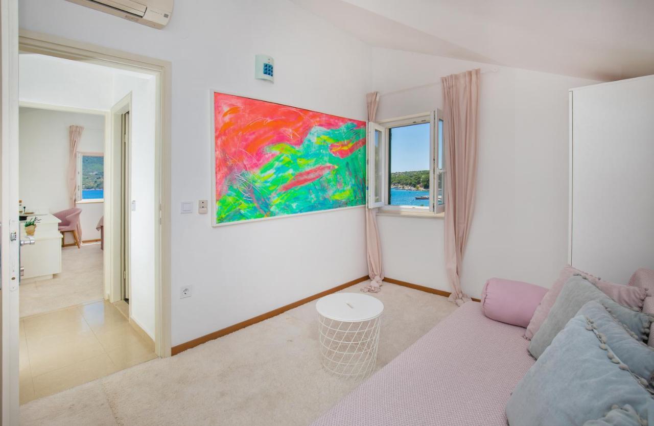 Sweet Village Hotel By The Sea Slano Extérieur photo
