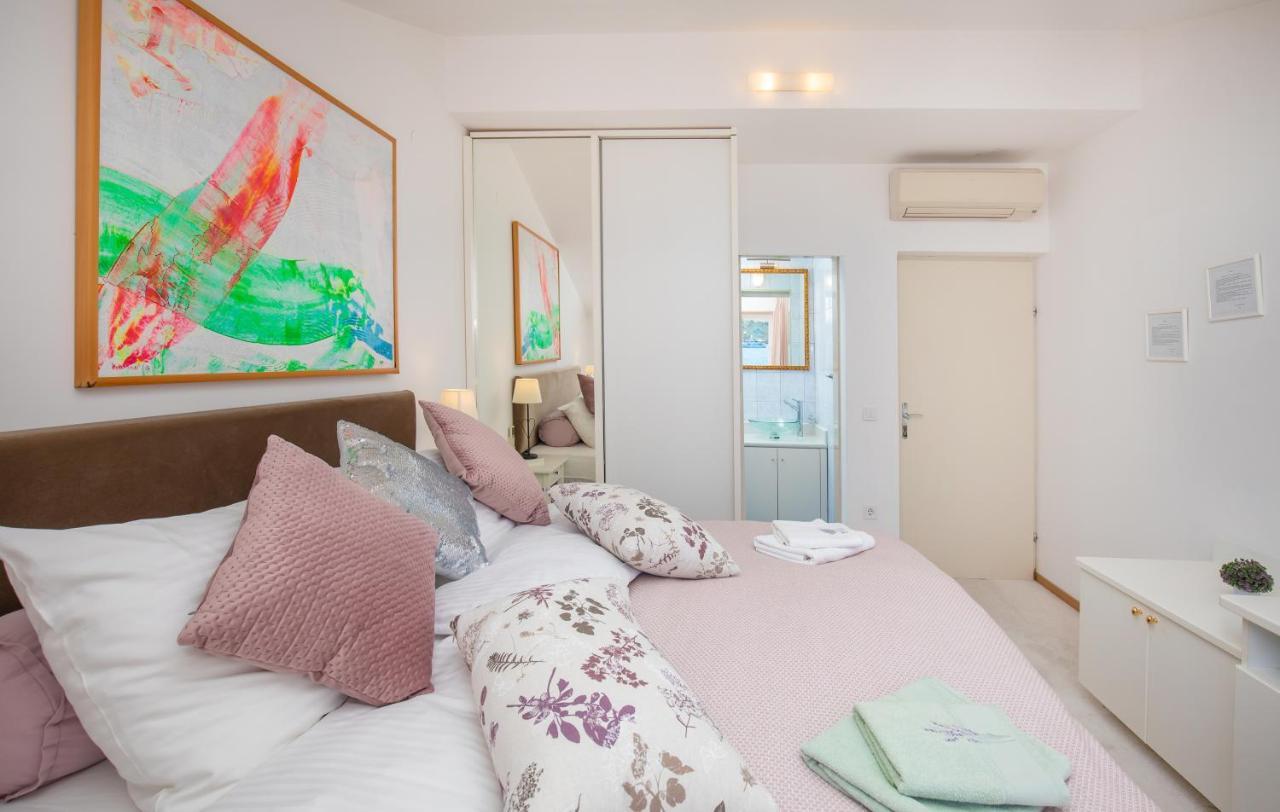 Sweet Village Hotel By The Sea Slano Extérieur photo