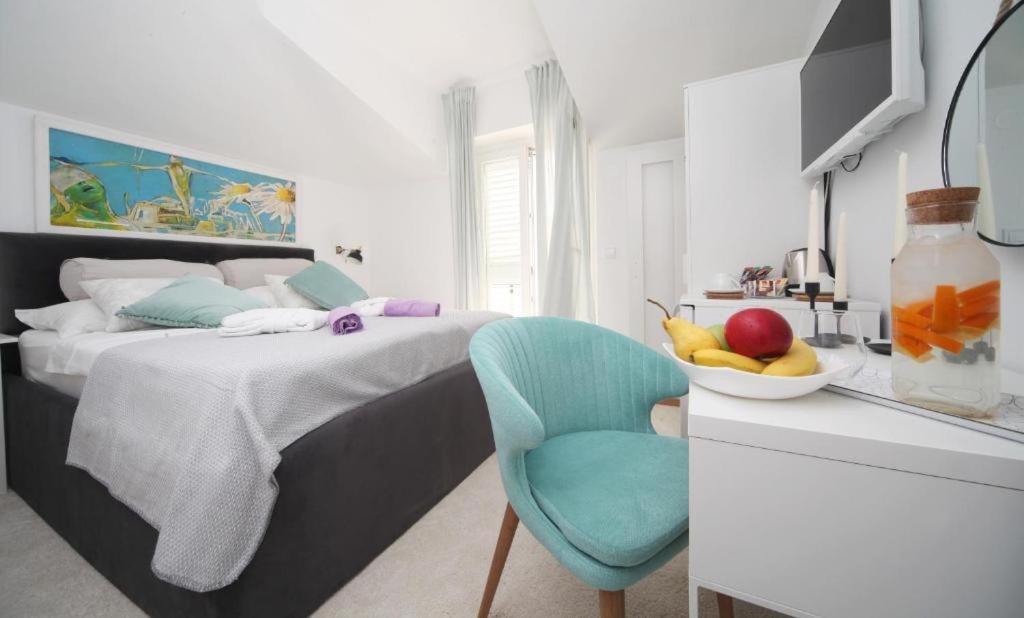 Sweet Village Hotel By The Sea Slano Extérieur photo